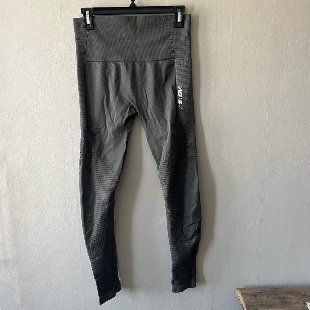 Gymshark Dark Grey Energy Seamless Leggings Size Medium